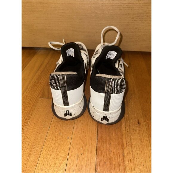 Reebok Men's JJ III Training Shoe, Chalk/Black Rubber Gum, Size 13 - Picture 6 of 8